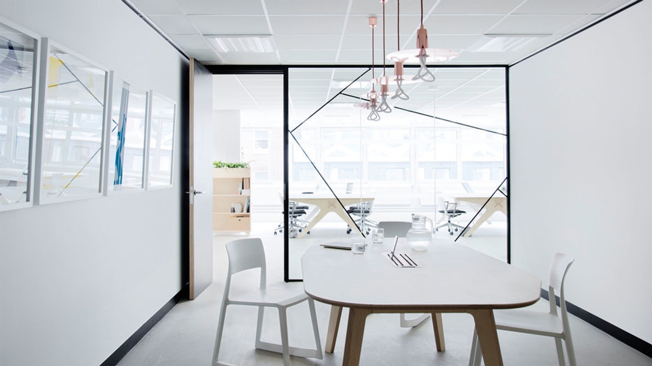 web20160509_Opendesk_Workspace_Meeting-Table_TOMORROW_Croydon_R-Gardiner_RG801c_0134.full_width.jpg